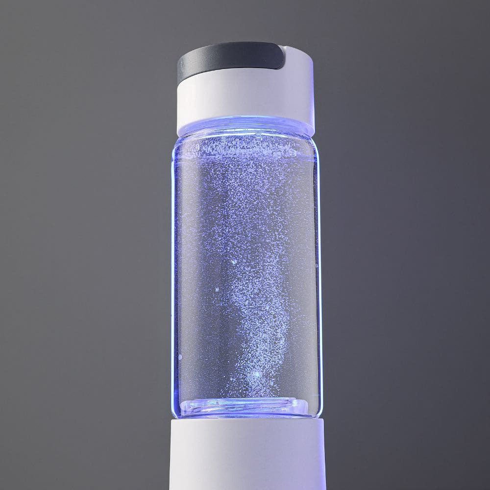 Close-up of Pro Hydrogen Water Bottle from Hydro Fever, showcasing advanced hydrogen infusion technology for optimal hydration.
